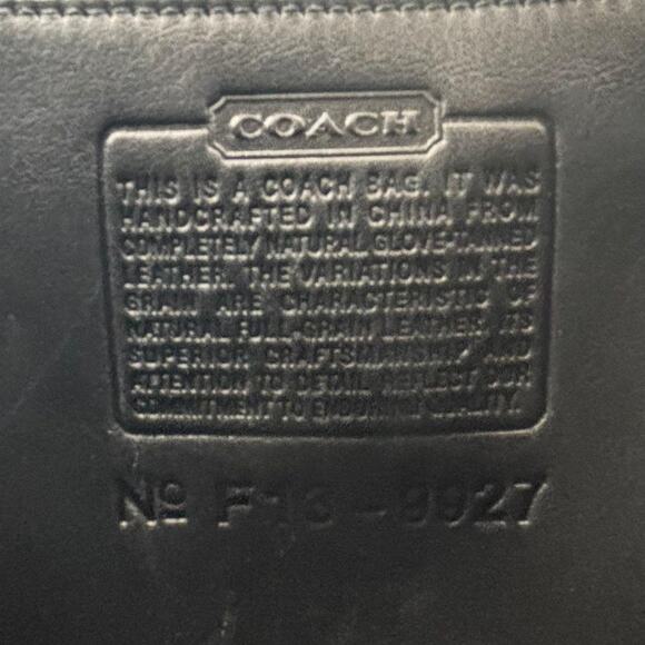 Vintage Coach Willis Bag | Style 9927 | Black Leather 1990s Crossbody Purse - Picture 6 of 10